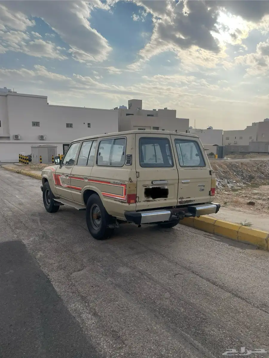للبيع جيب لاندكروزر (ممشى قليل ) 0