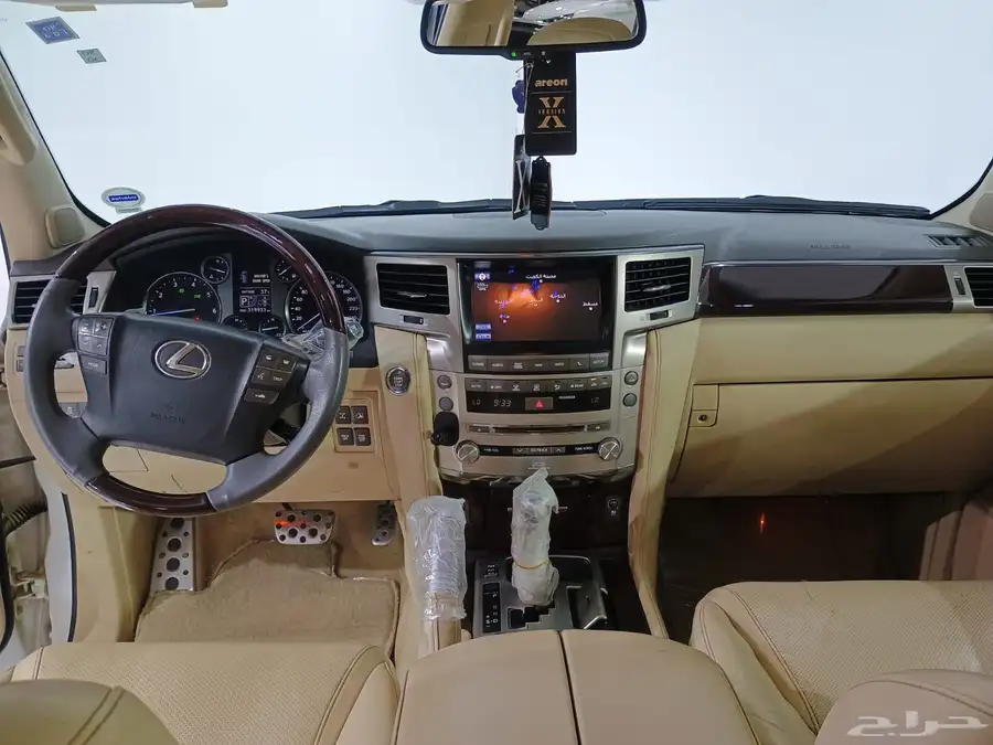 لكزس LX570 2015 sport سعودي 13