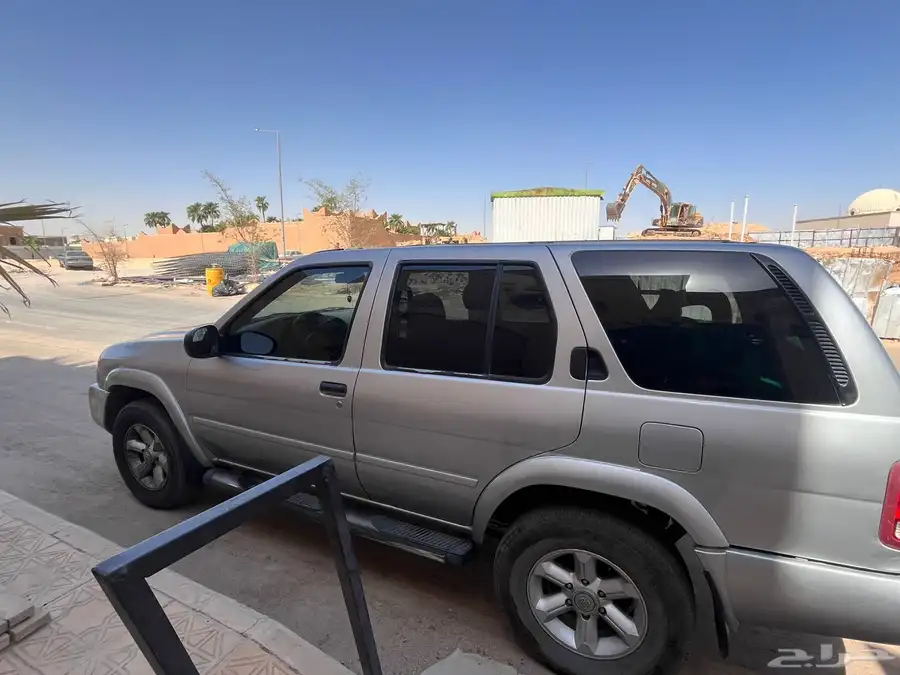 باثفندر نيسان جيب 2003 للبيع على حالتها 2