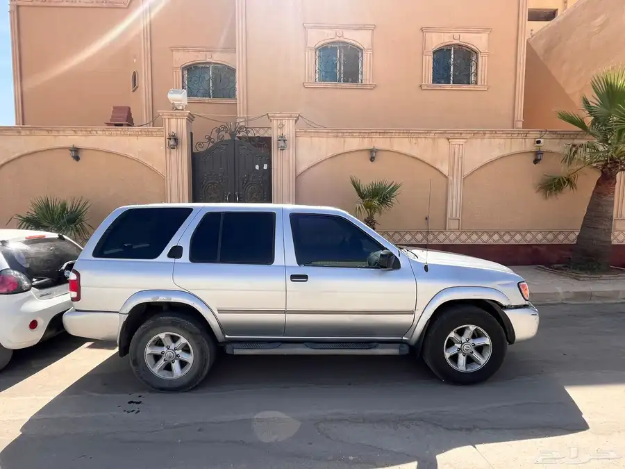 باثفندر نيسان جيب 2003 للبيع على حالتها 8