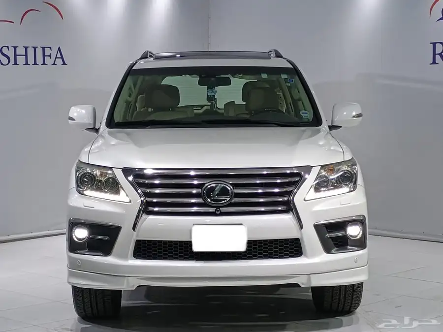 لكزس LX570 2015 sport سعودي 4