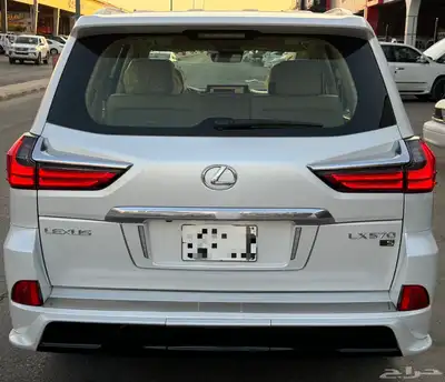 لكزس 2019 LX570 ابيض داخل بيج سعودي 7