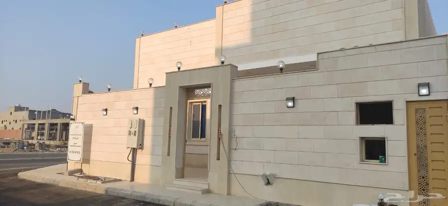 فله دور واحد مساحه 312 ونصف جده مخطط الرياض 0
