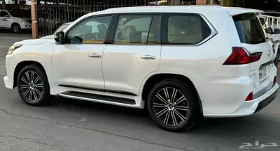 لكزس 2019 LX570 ابيض داخل بيج سعودي 3