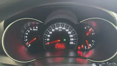 جيب سورنتو 2013 عائلي نظيف 13
