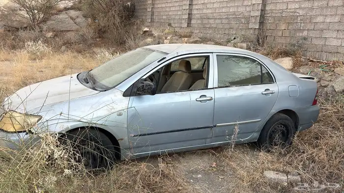 كرلا 2005. و كامري 2000 0