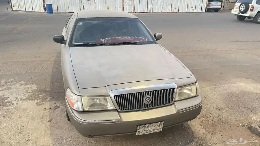 فورد قراند ماركيز موديل 2005 مركب عليه مكينة استاندر مديل. 0