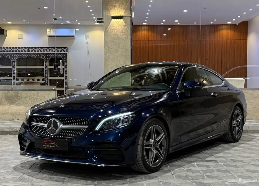 مرسيدس 2020 كوبية C200 (عرض خاص) 0
