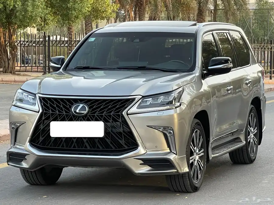 لكزس 2019 LX570 فل سعودي 0