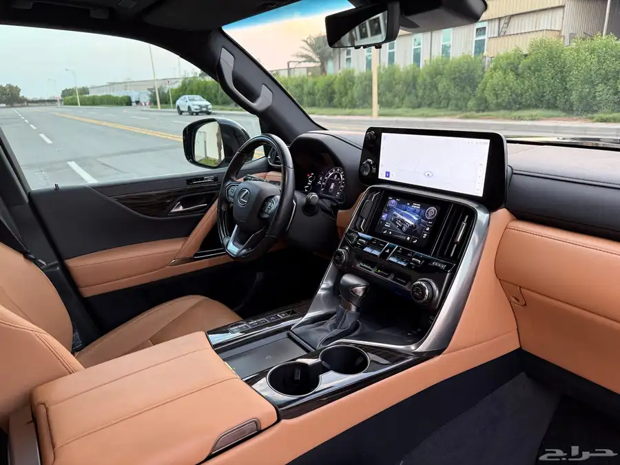 جيب لكزس LX600 B2 2022 - سعودي 18