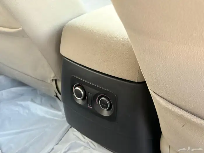 باجيرو 2020 GLS نضيف مره منوه 29