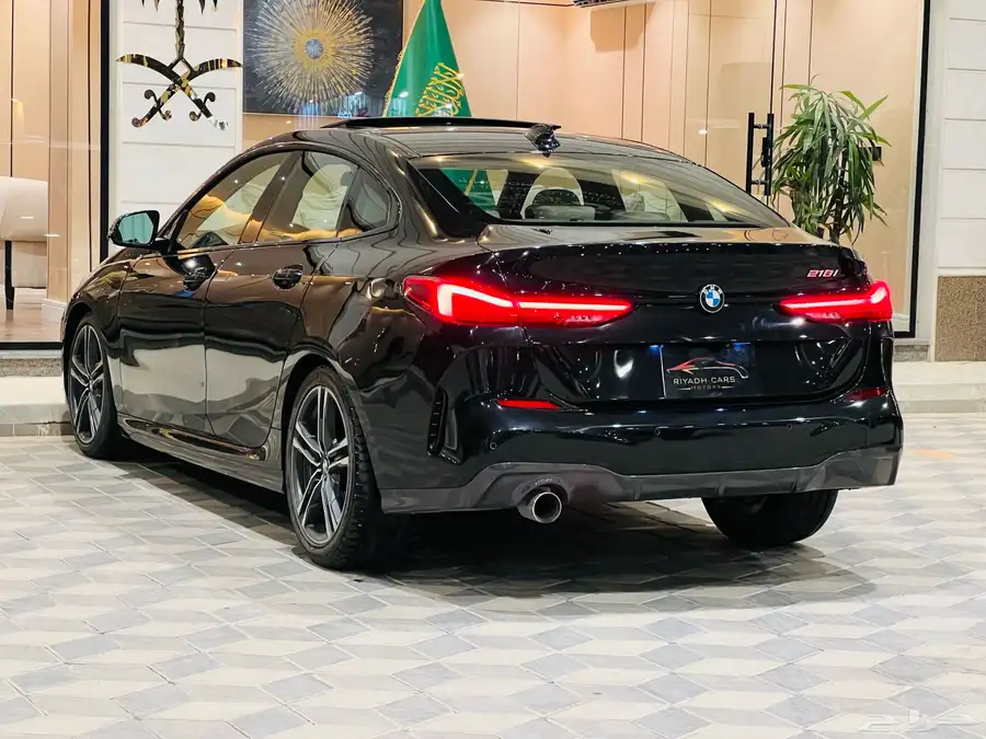 بى ام دبليو 2021 218i الناغى كت M فل كامل 3
