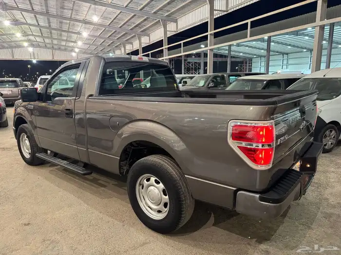 للبيع فورد F150 موديل 2014 1
