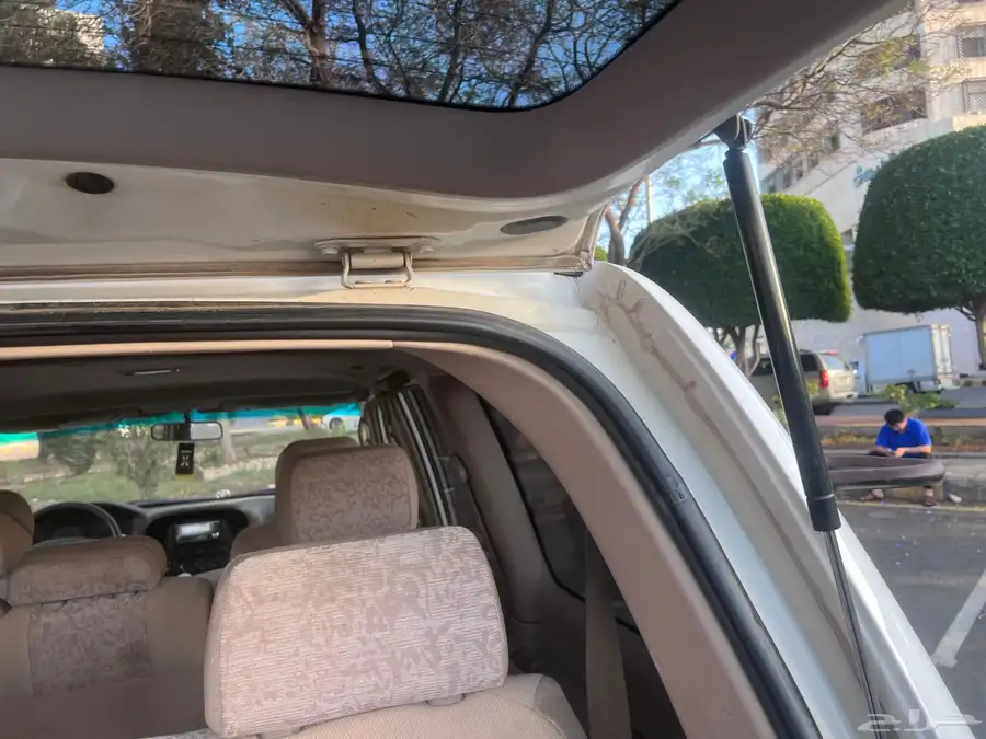 صالون 2001 GX 9