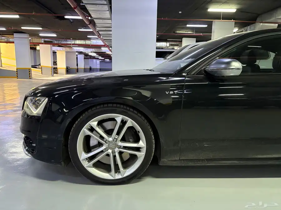 اودي S8 2013 5