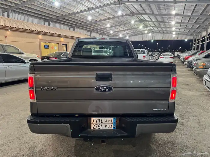 للبيع فورد F150 موديل 2014 2
