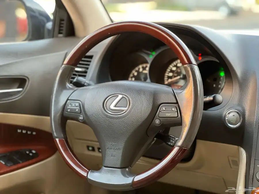 للبيع لكزس Gs2008 قممة في النضافة 15