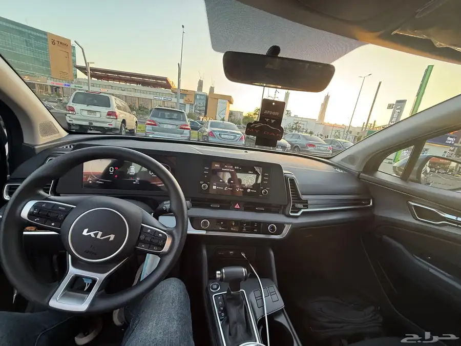 KIA PORTAGE 2023 5