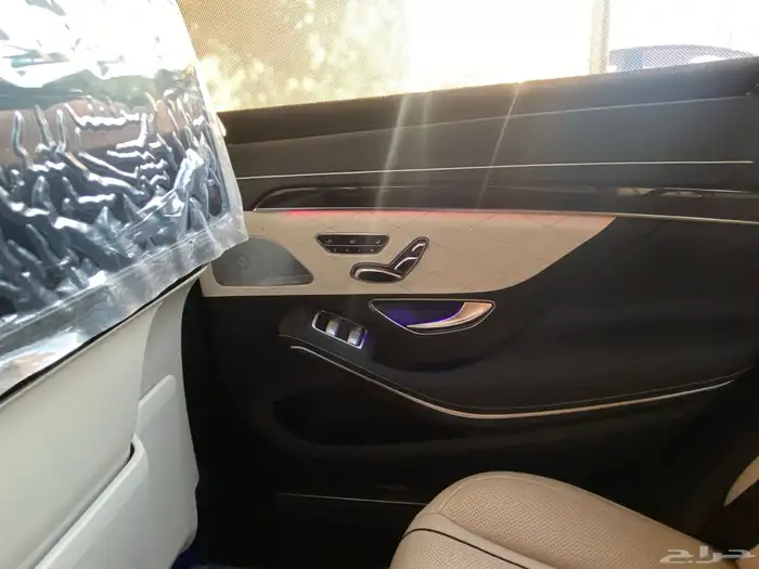 مرسيدس S560 موديل 2020 فلل كامل وارد الجفالي 27