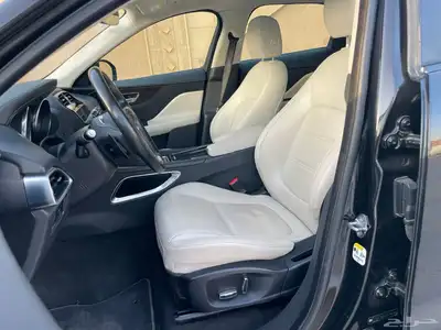 جاكور F pace 2019 استخدام شخصي نظيف جدا 15