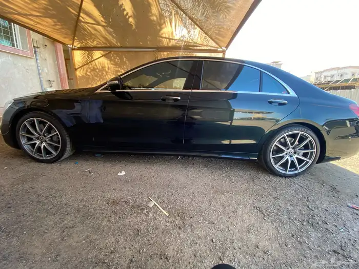 مرسيدس S560 موديل 2020 فلل كامل وارد الجفالي 9
