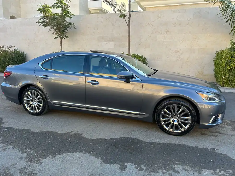 لكزس 460 لارج 2014   عداد 150 الف 6