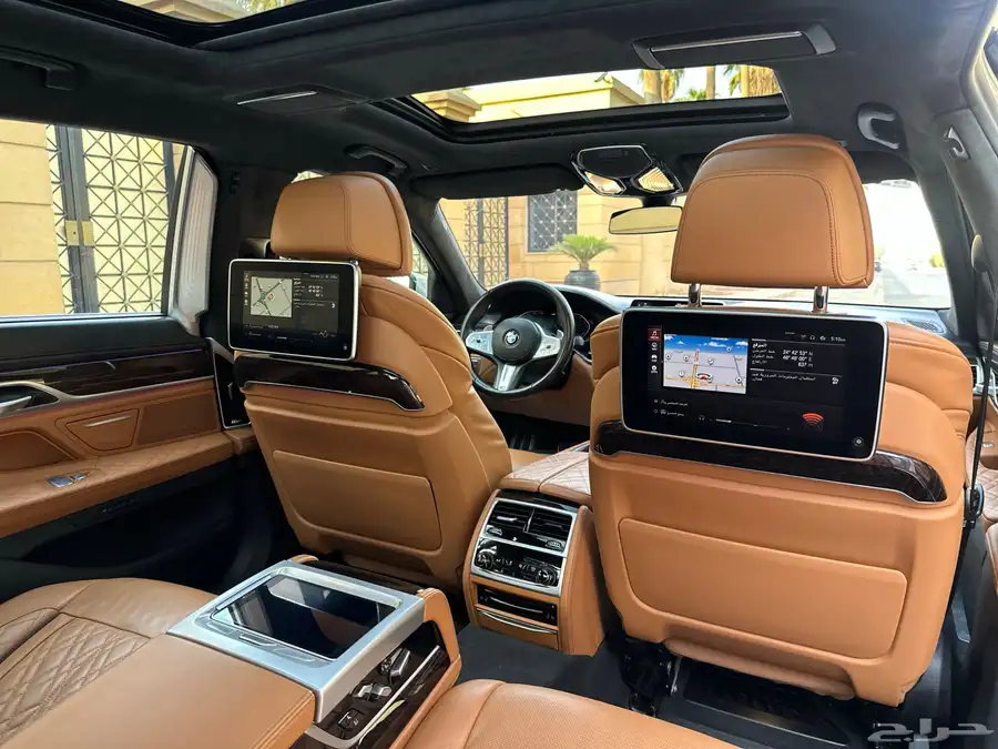 بي ام 740i 2021 ضمان وصيانه مجانيه 21