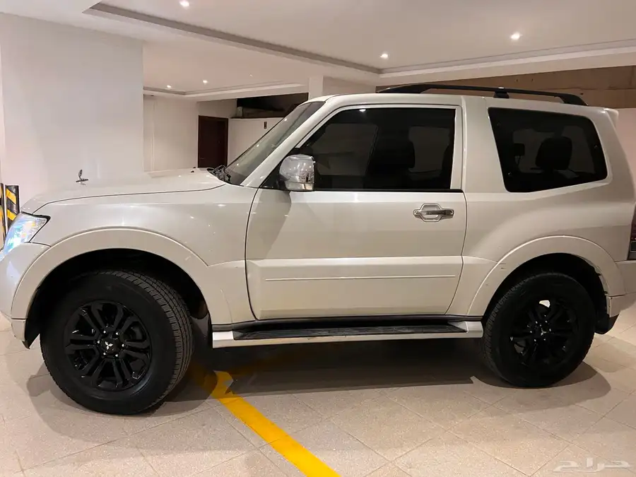 باجيرو ربع 2010 gls فل 4