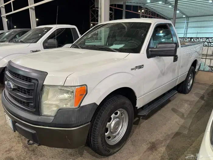 للبيع فورد F150 موديل 2013 v8 0
