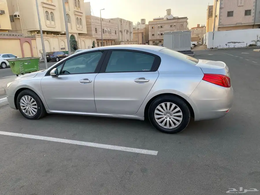 2015 بيجو 508 8