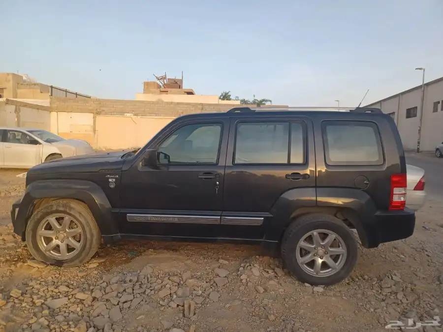 جيب شروكي ليبرتي 2011 ليمتد 1