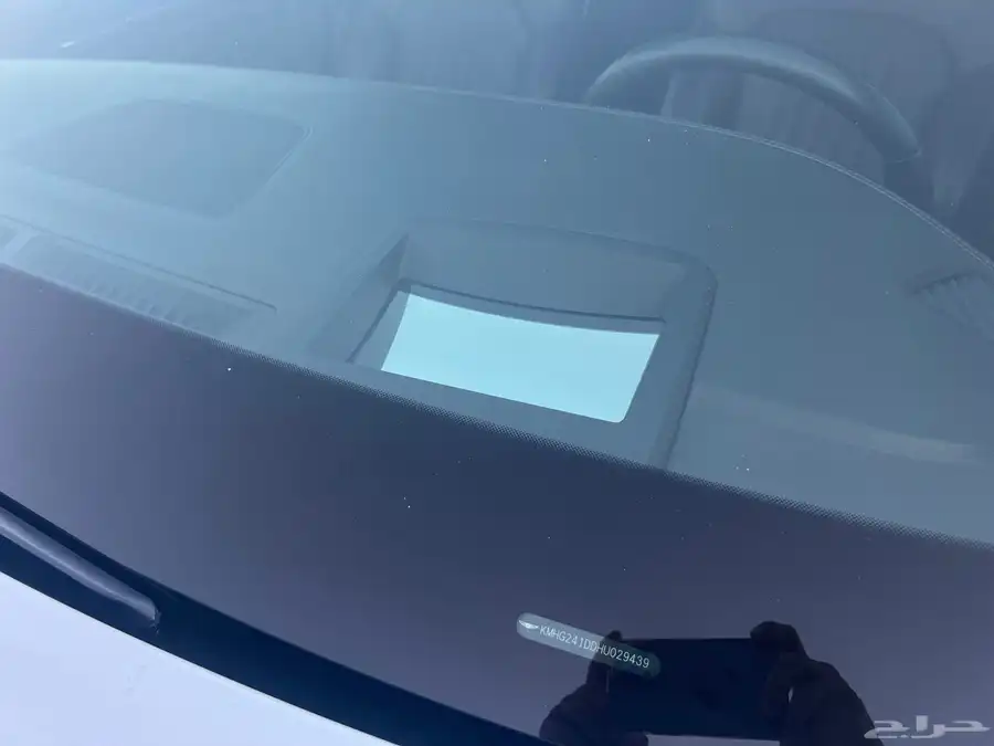 جينسس G90 3 8 21