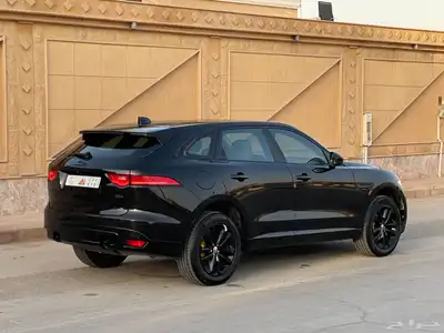 جاكور F pace 2019 استخدام شخصي نظيف جدا 8