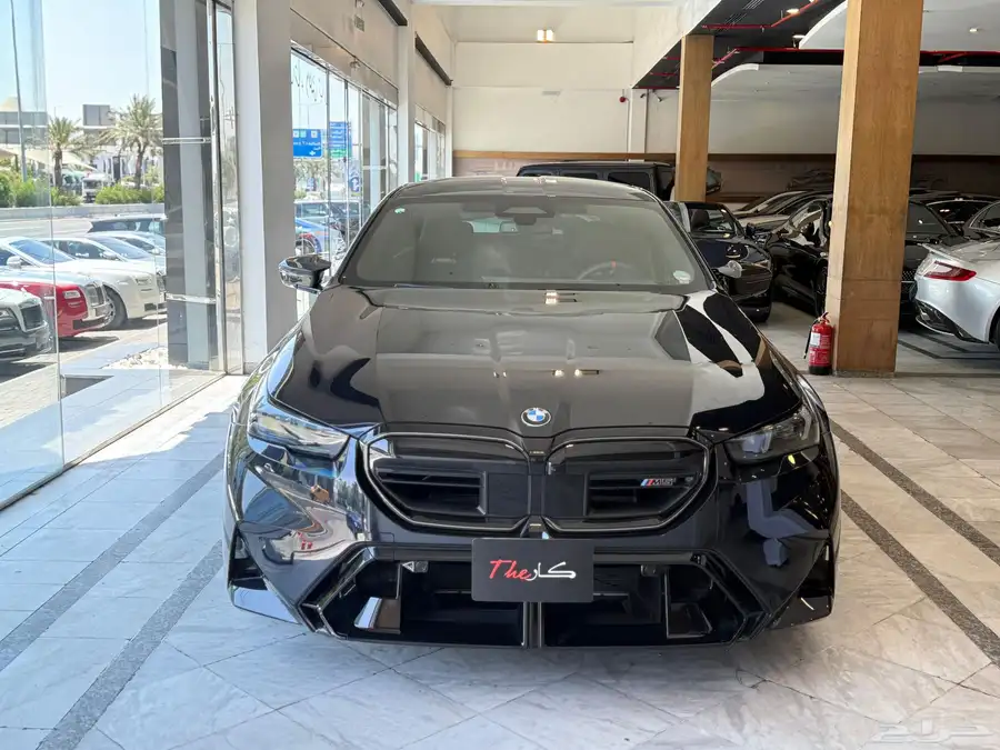 بي ام دبليو M5 2025 0