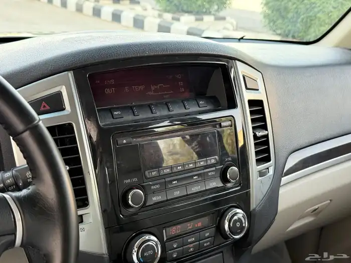 باجيرو 2020 GLS نضيف مره منوه 23