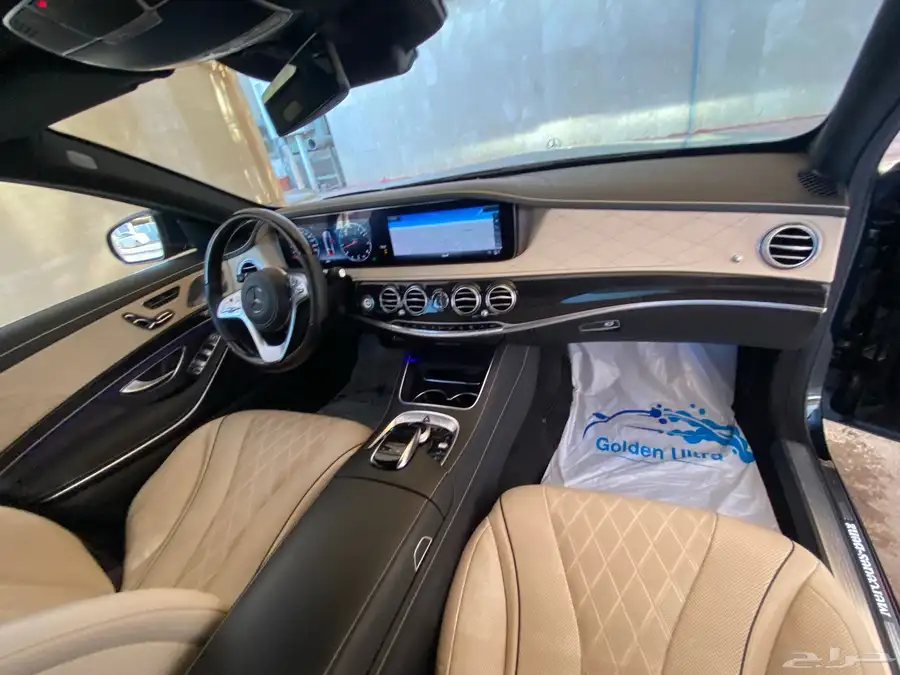 مرسيدس S560 موديل 2020 فلل كامل وارد الجفالي 19