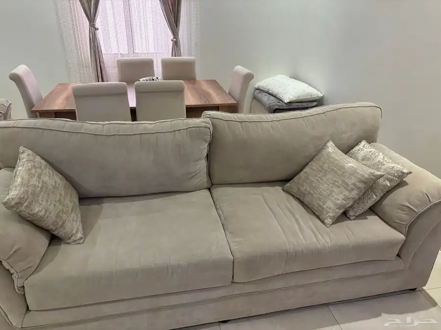 طاولات   كنب 4