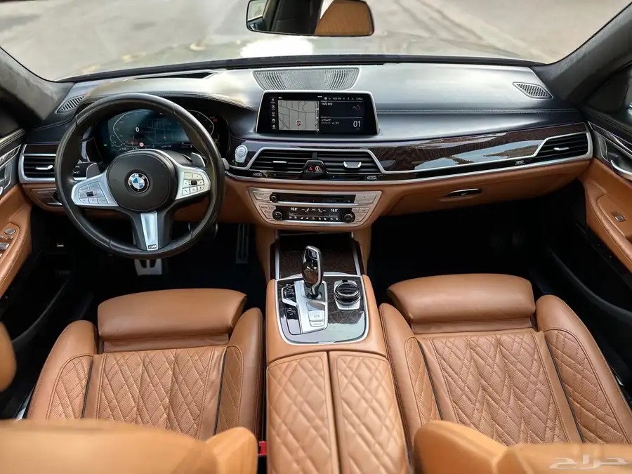 بي ام 740i 2021 ضمان وصيانه مجانيه 50
