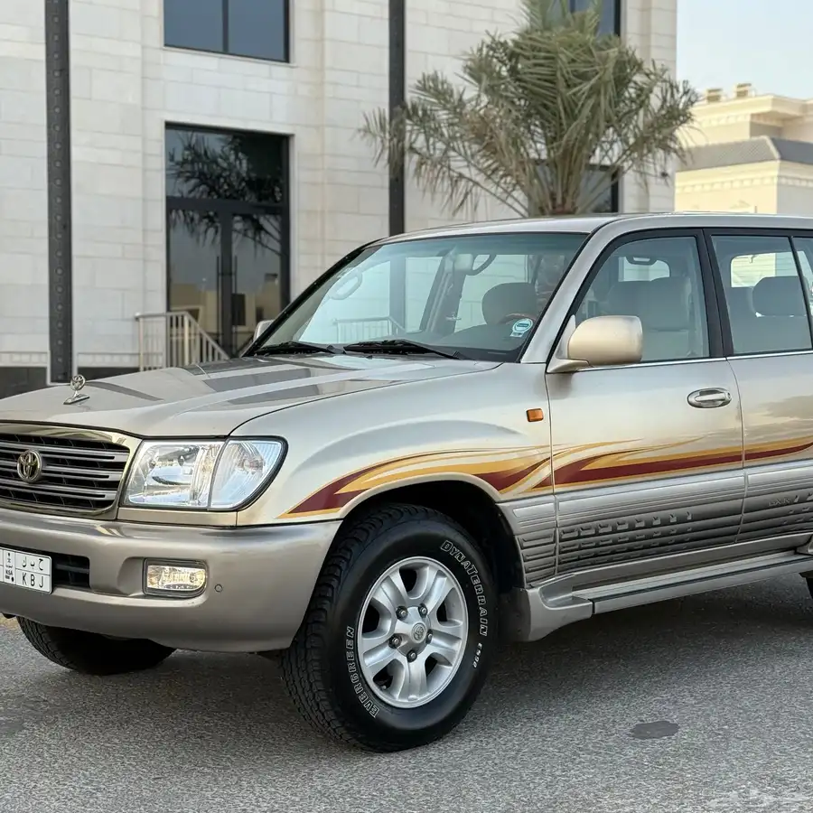 لاندكروزر GXR - 2005 قير عادي وكالة 4