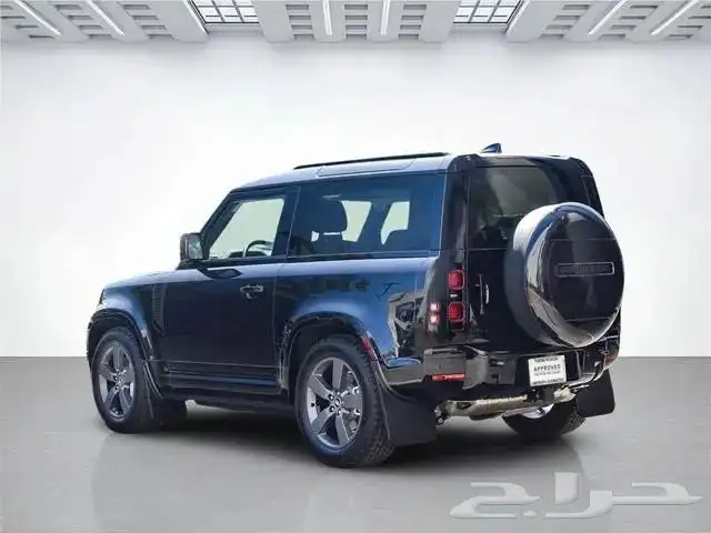 2025 Land Rover Defender P400 X-Dynamic SE 3