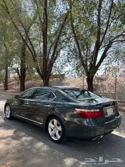 مخزن لكزس460 LS 2007 بإسم صاحب سمو الممشى 50 الف كم فقط 88
