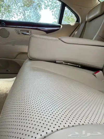 مخزن لكزس460 LS 2007 بإسم صاحب سمو الممشى 50 الف كم فقط 68