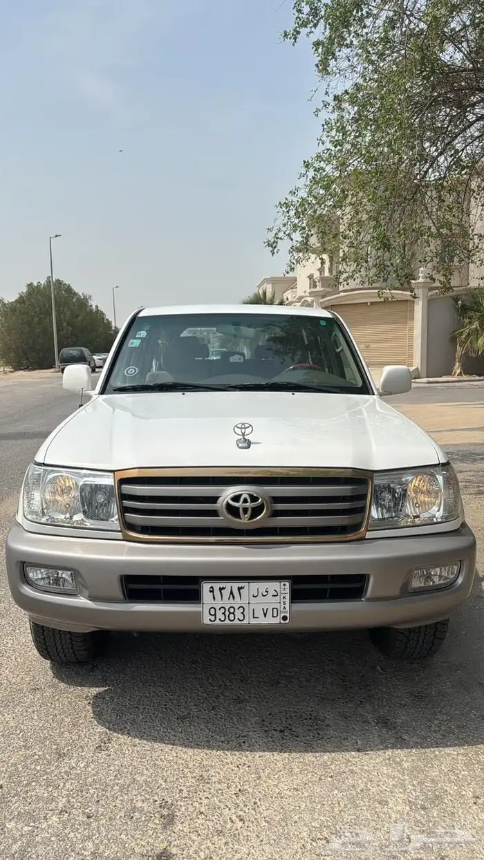 للبيع لاندكروزر 2006 2