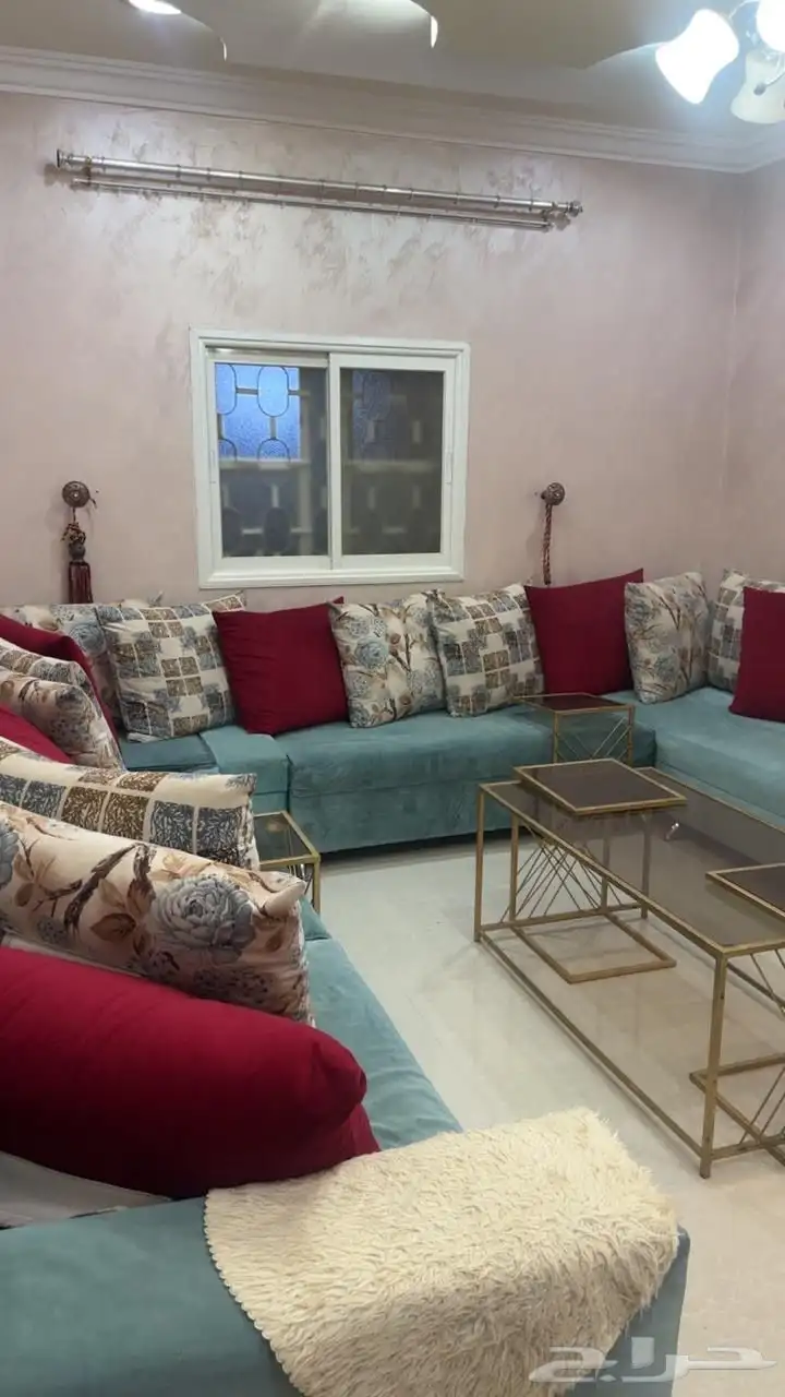 كنب للبيع بالنماص ب700 ريال 1