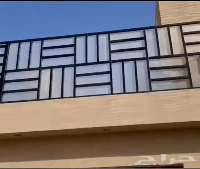 مظلات بديل خشب   سواتر حديد 21