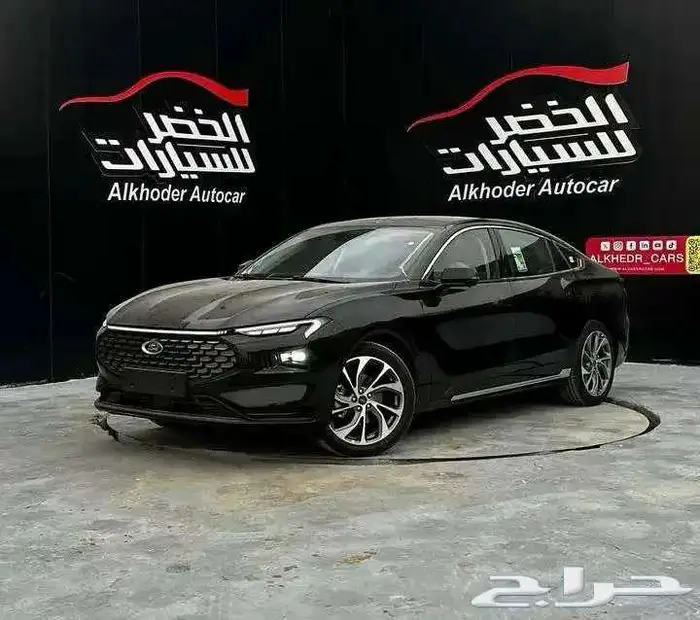 فورد تورس ستاندرد ونص وفل كامل لدى معرض الخضر 1