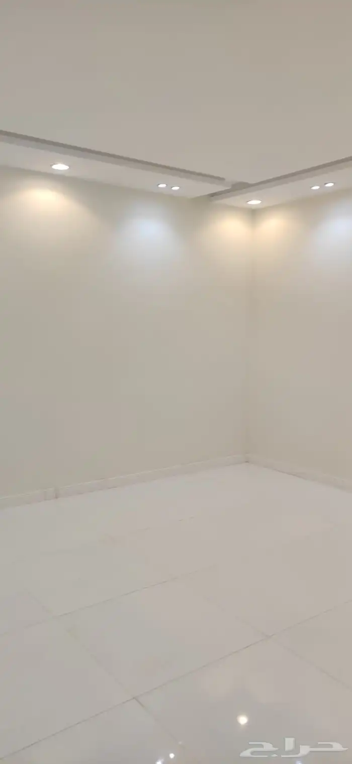فله دور واحد مساحه 312 ونصف جده مخطط الرياض 19