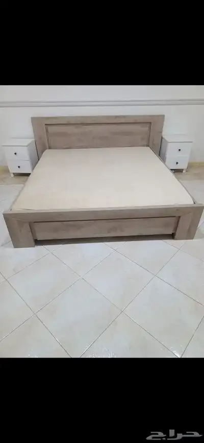 خمسة سرير ثلاثه نفرين واثنين نفر 0