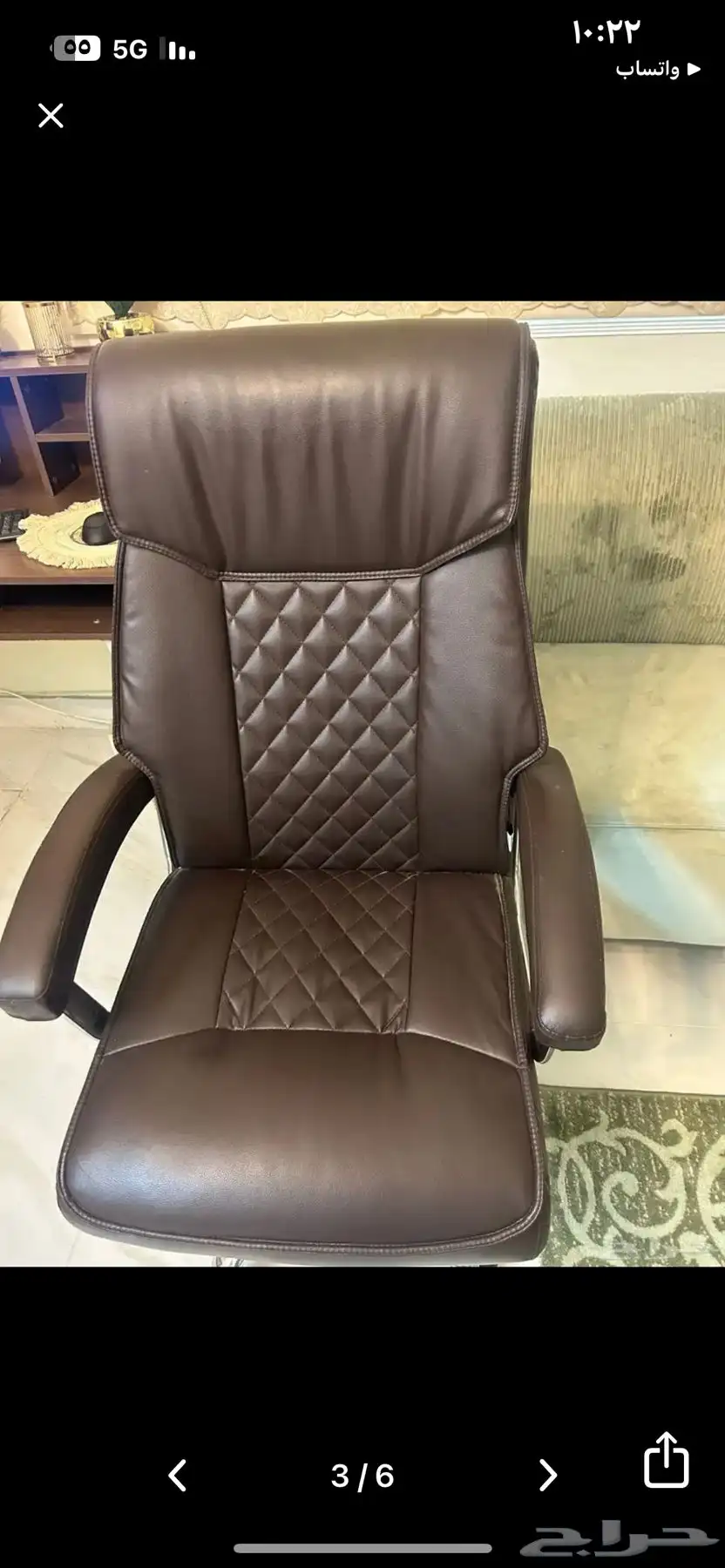 طاولة مكتب وكرسي نظيف جدا  استخدام بسيط 3
