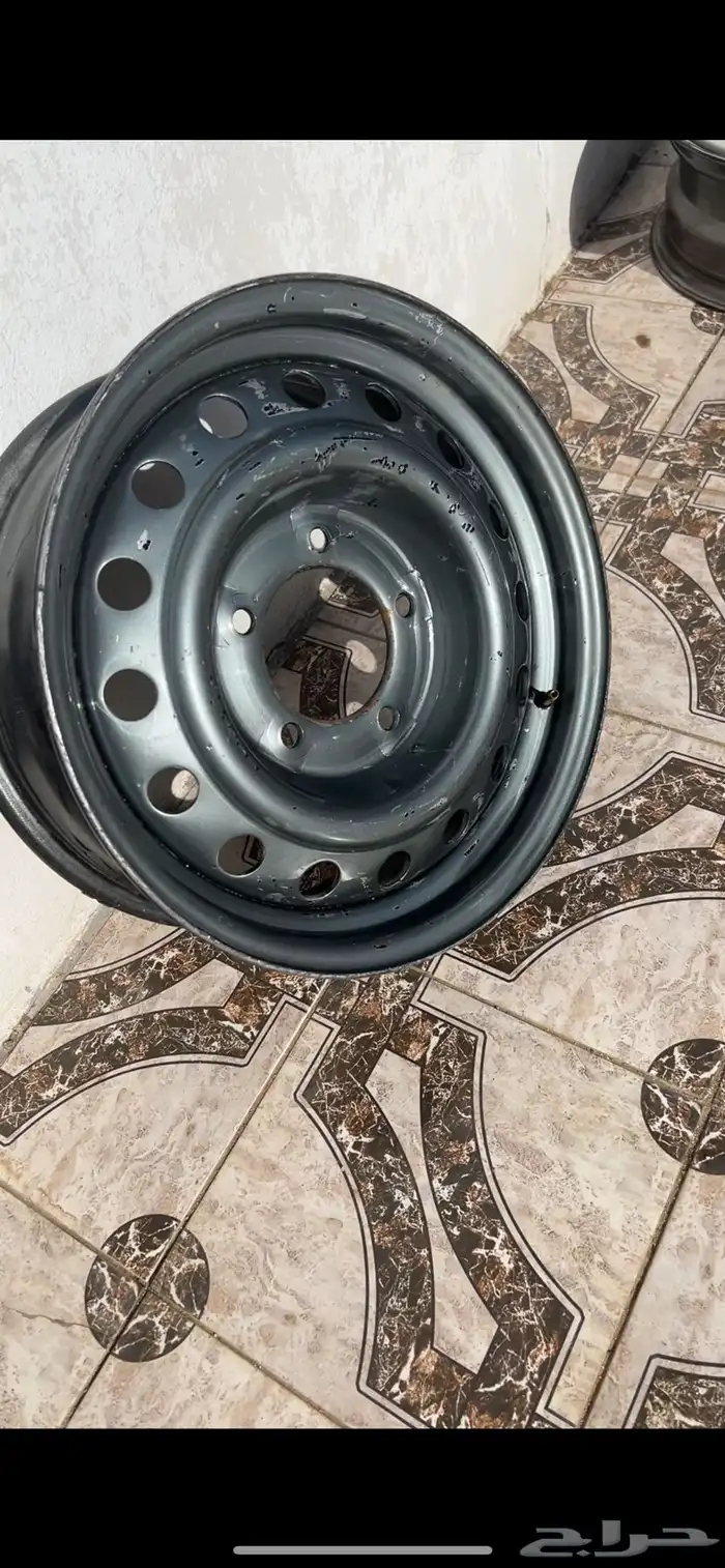 جنط جيب هدد مقاس 17 نظيف وعلى أشرط لا رجه ولا غيره 0